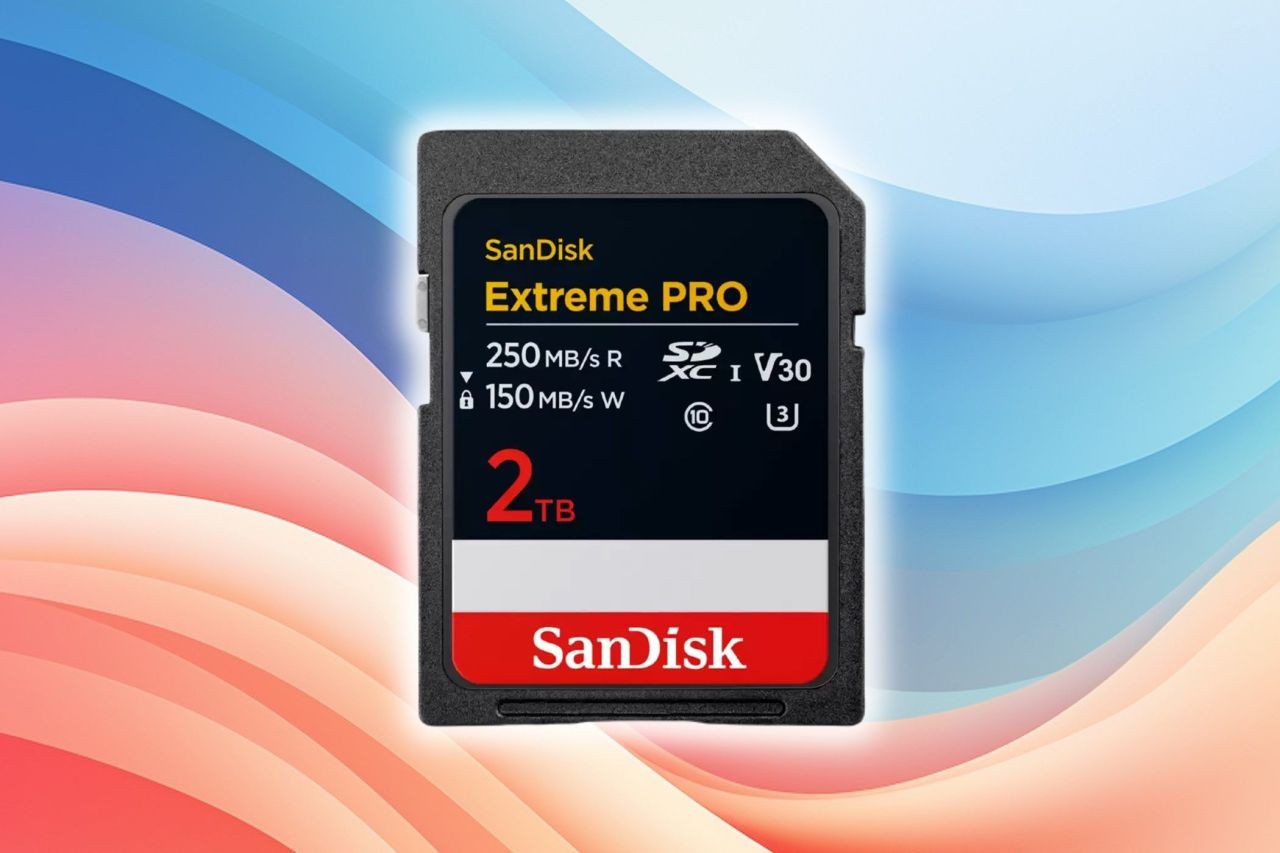 SanDisk's New 2TB SD Card Is Lightning Fast