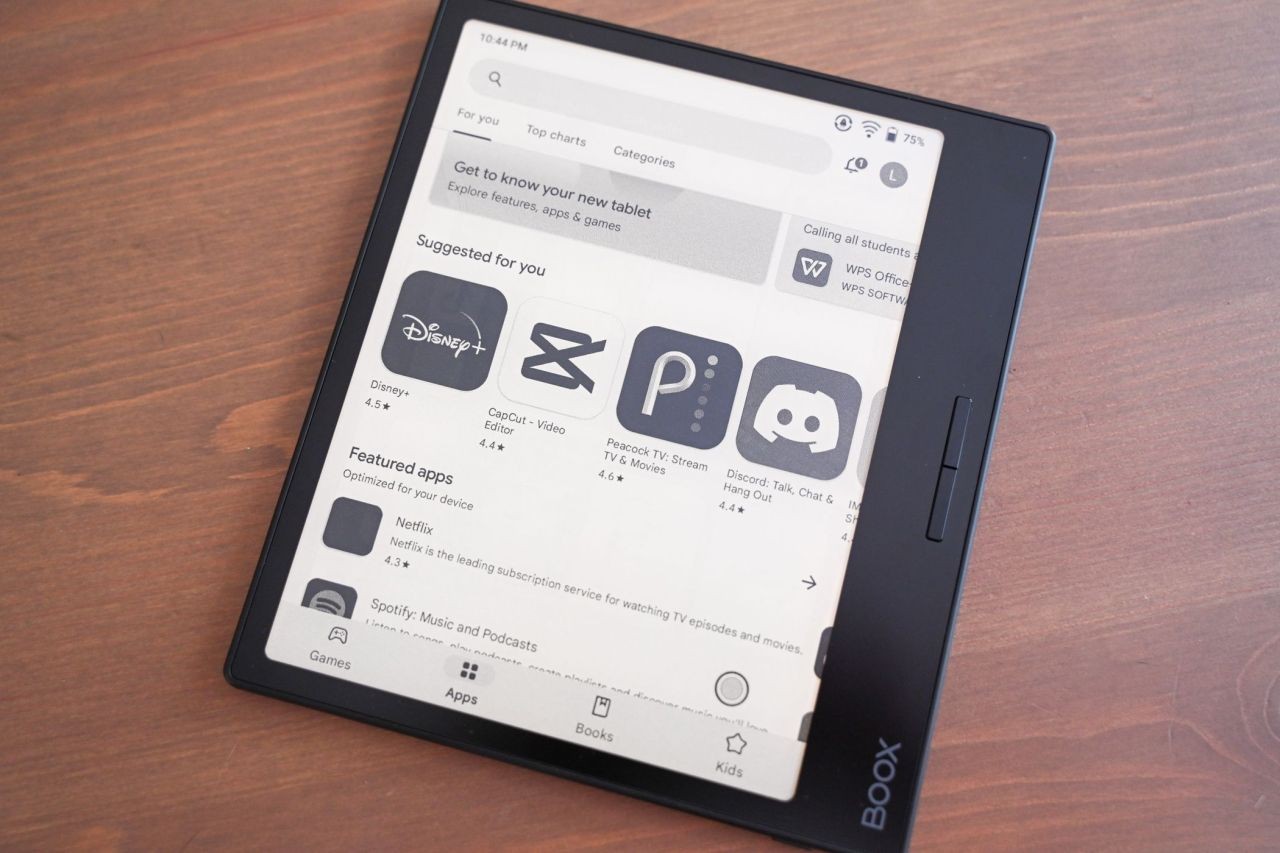 The Easiest Way to Add Apps to a BOOX eReader Tablet