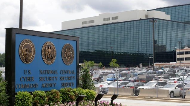 NSA Employee Gets 22 Years in Prison for Trying to Give Top Secret Info to Russia
