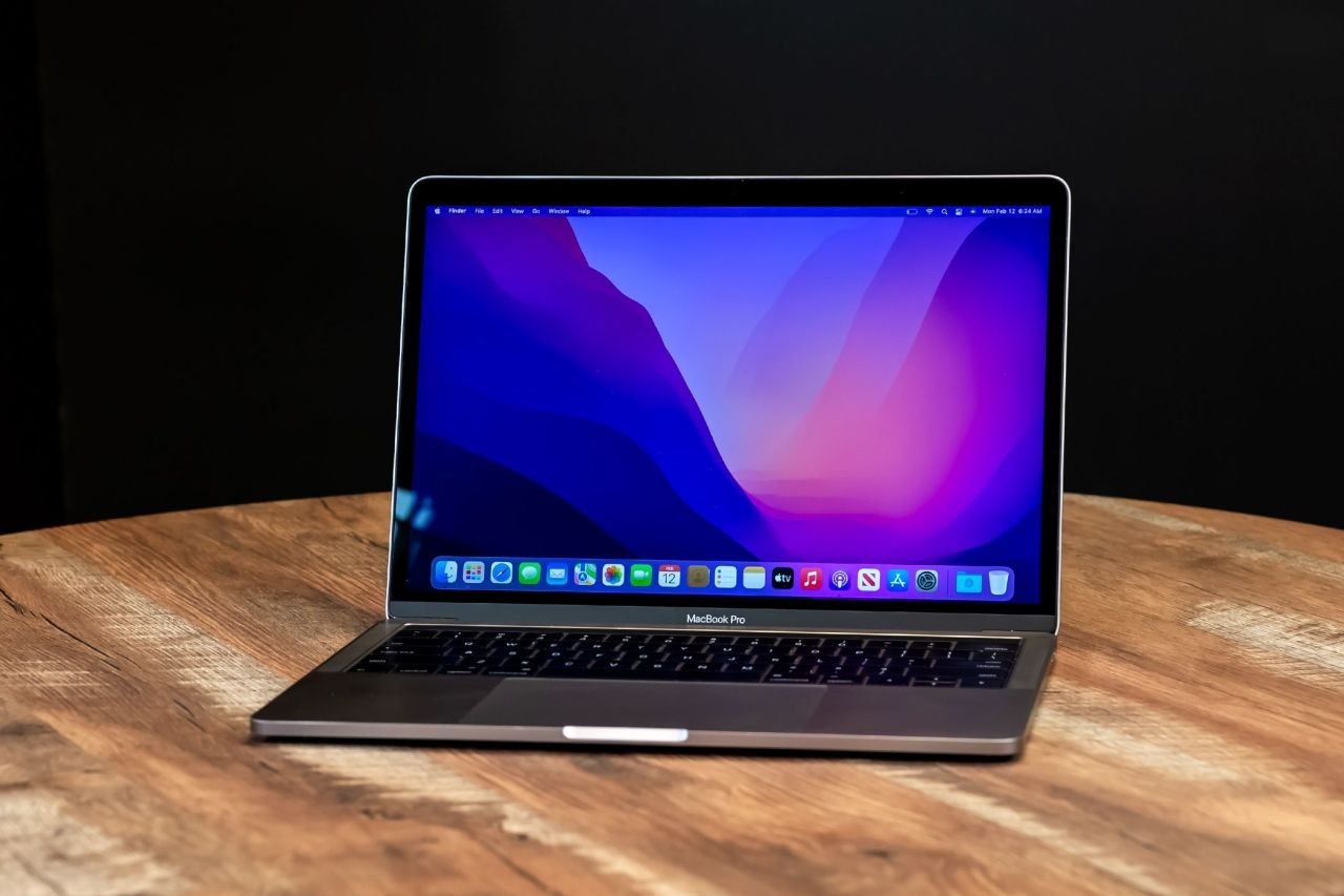 Why I'm Still Hanging on to My Outdated Intel MacBook Pro