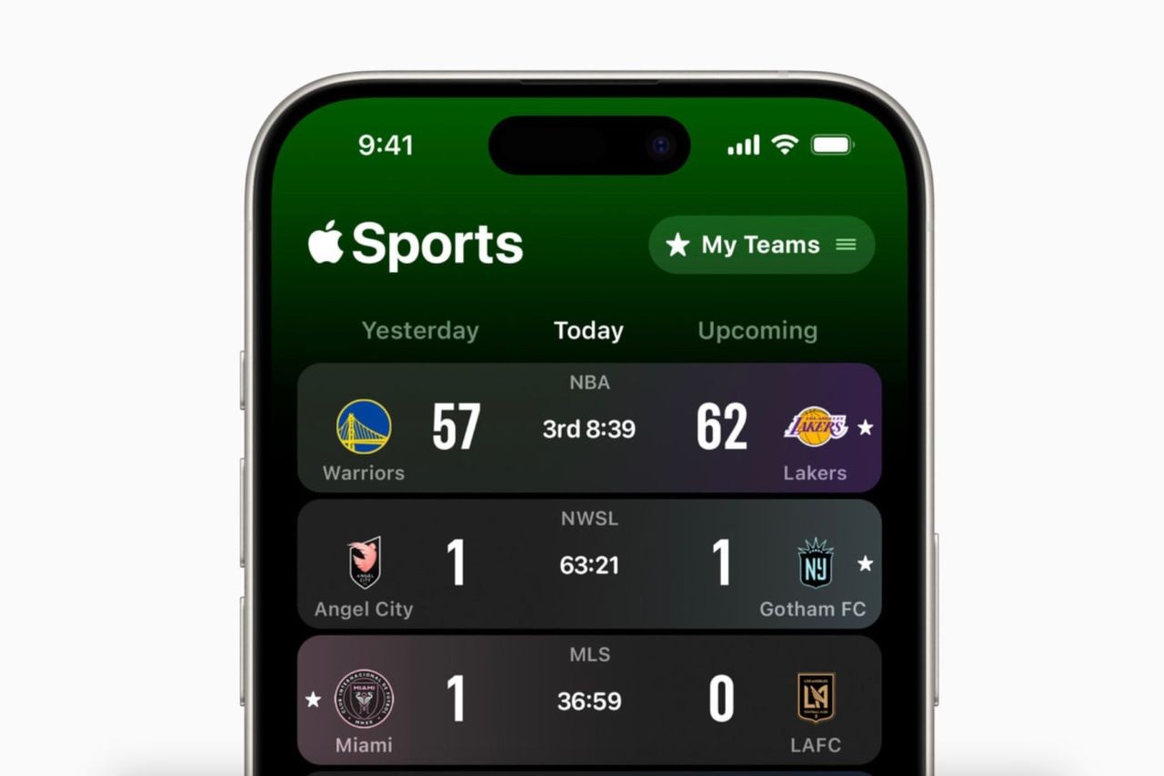 Apple Sports Adds Live Scores to Your iPhone Lock Screen