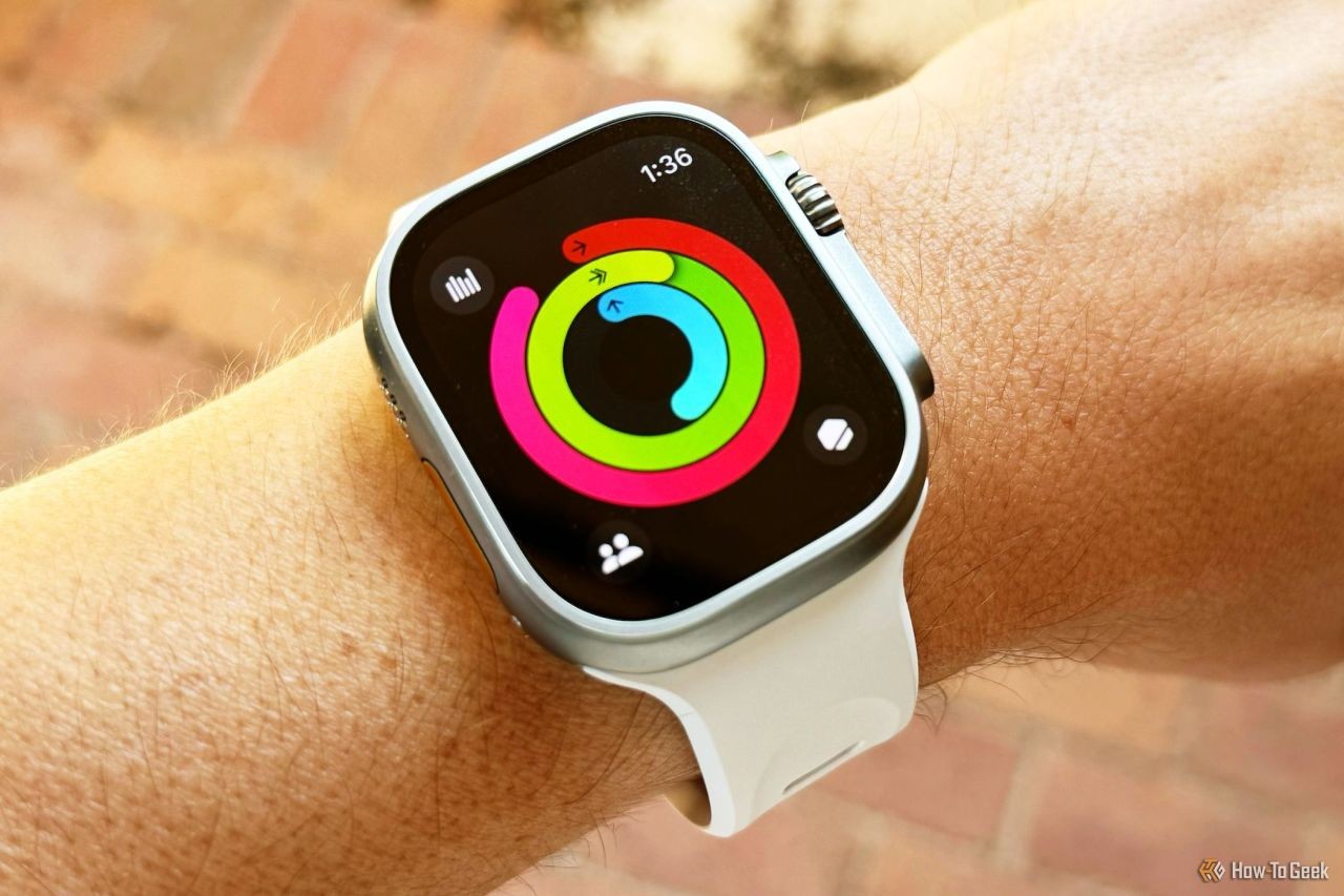 How to Pause the Move Ring on an Apple Watch or iPhone to Keep Your Streak