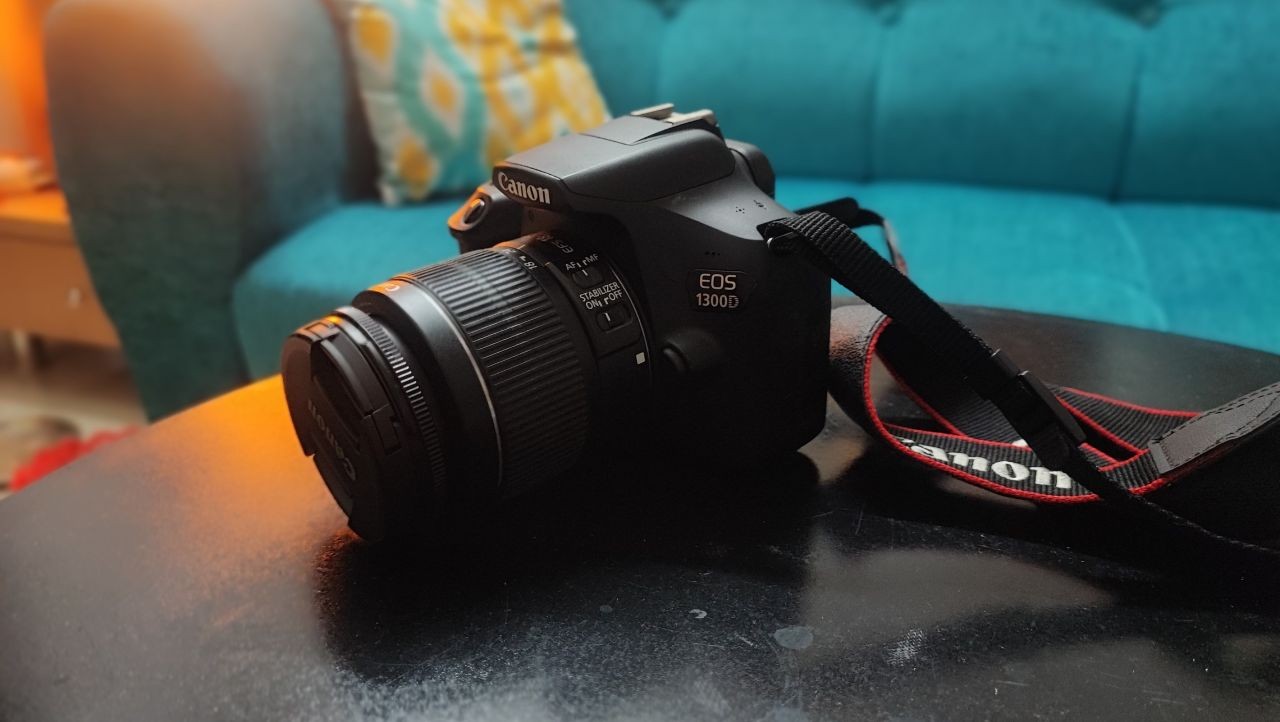 DSLR Cameras Are Falling Out of Favor, But Theyre Still Worth Considering