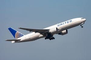 Free In-Flight Starlink Wi-Fi Coming to More Than 1,000 United Planes