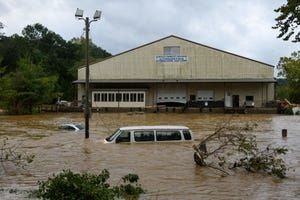 Starlink Offers a Month of Free Internet Service to Users Affected by Hurricane Helene