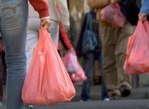 California's Plastic Bag Ban Is Growing: Here's What You Need to Know