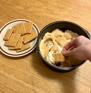 This Viral Air Fryer S'Mores Dip Is the Perfect Comfort Snack